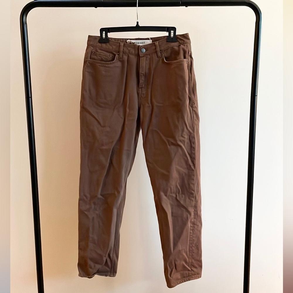 New Look 90s Straight Jean in Brown (32”x32”)